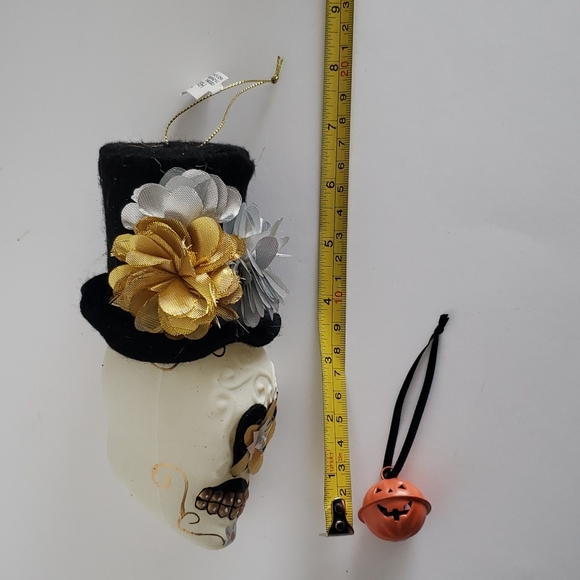 Set of 4 SKULL ornaments 3 little jingle Jack-O-Lanterns  halloween decor - Picture 12 of 12